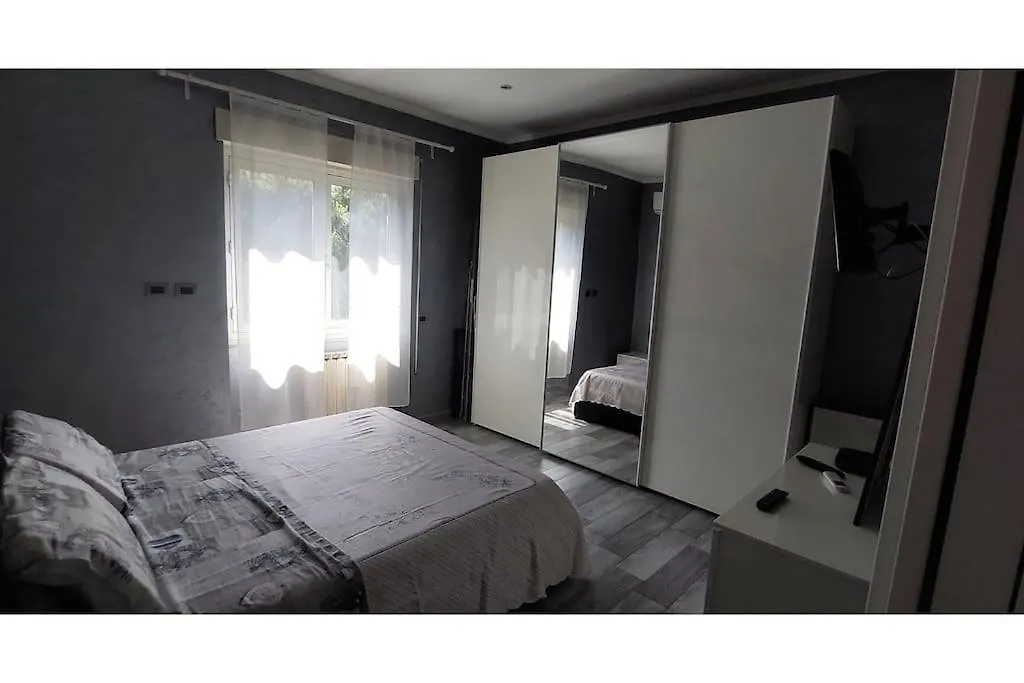 Apartment Da Emanuele-History And Sea At Your Fingertips Lido di Ostia