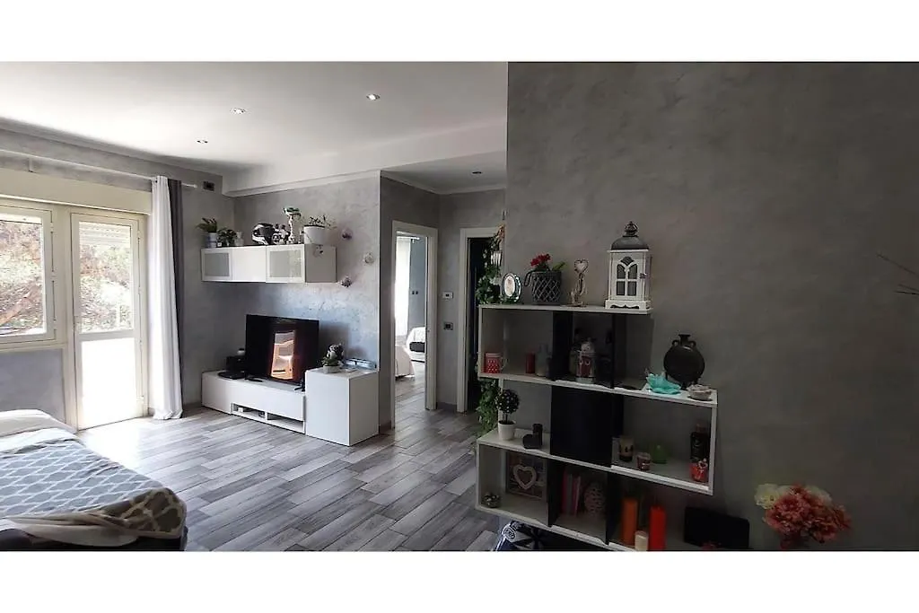 Apartment Da Emanuele-History And Sea At Your Fingertips Lido di Ostia